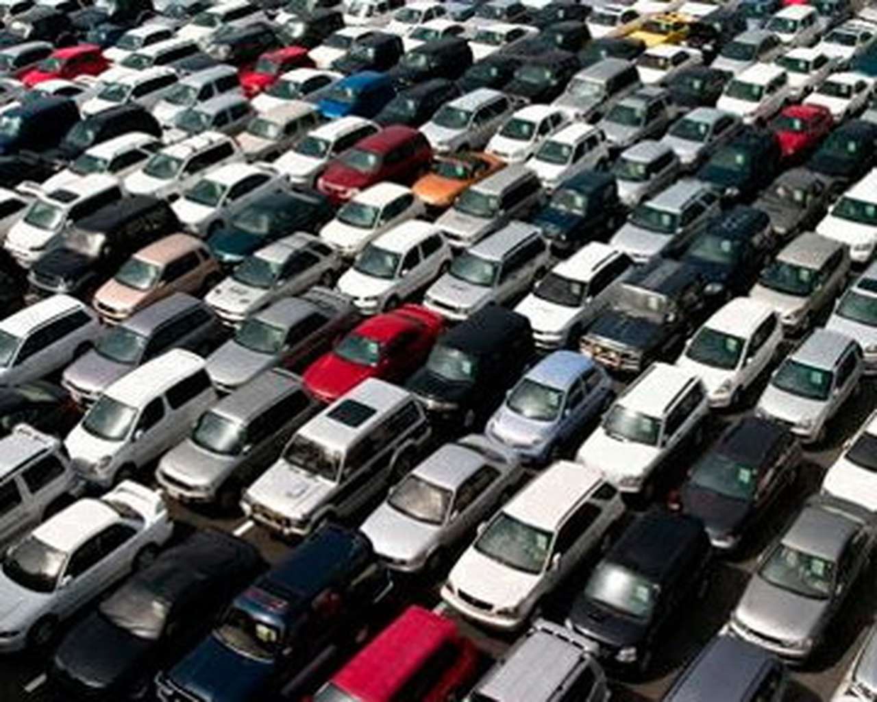 За 8 лет автопарк России вырос почти в 1,5 раза 