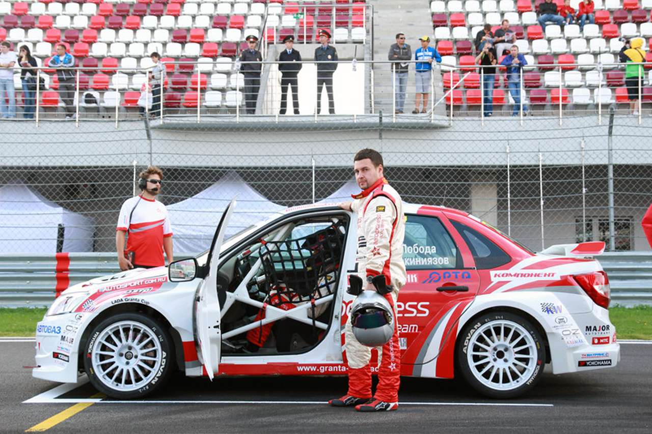 Рустам Акиниязов: «Кубок LADA Granta – самая профессиональная российская серия»