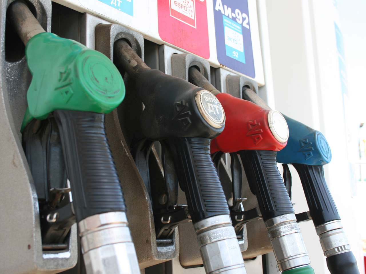 ФАС заподозрила ЛУКОЙЛ, «Роснефть» и «Башнефть» в причастности к биржевым махинациям