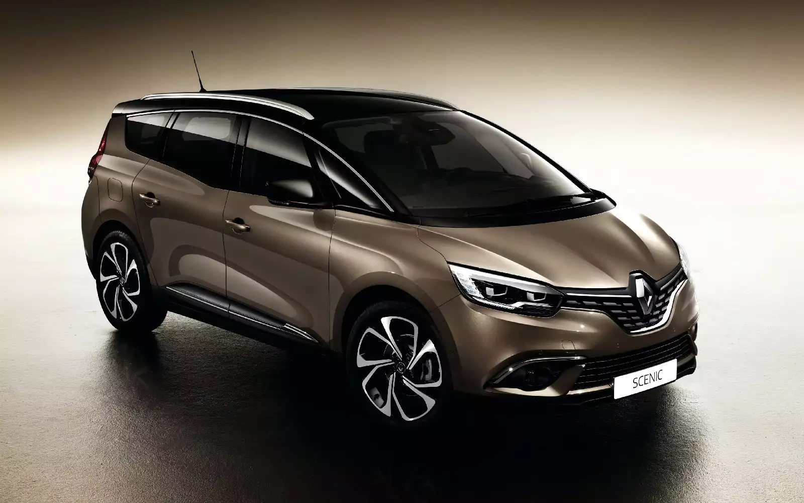 Автомобиль Renault Scenic: обзор, новости, машина Рено Сценик —  характеристики, разные поколения, комплектации Renault Scenic — сайт За  рулем www.zr.ru