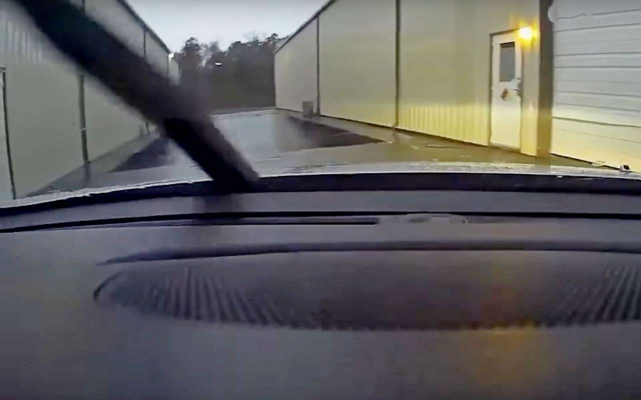 Падение без греха: американские женщины подают пример хладнокровия