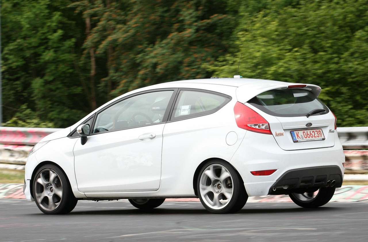 Ford Fiesta ST «засветилась» на тестах