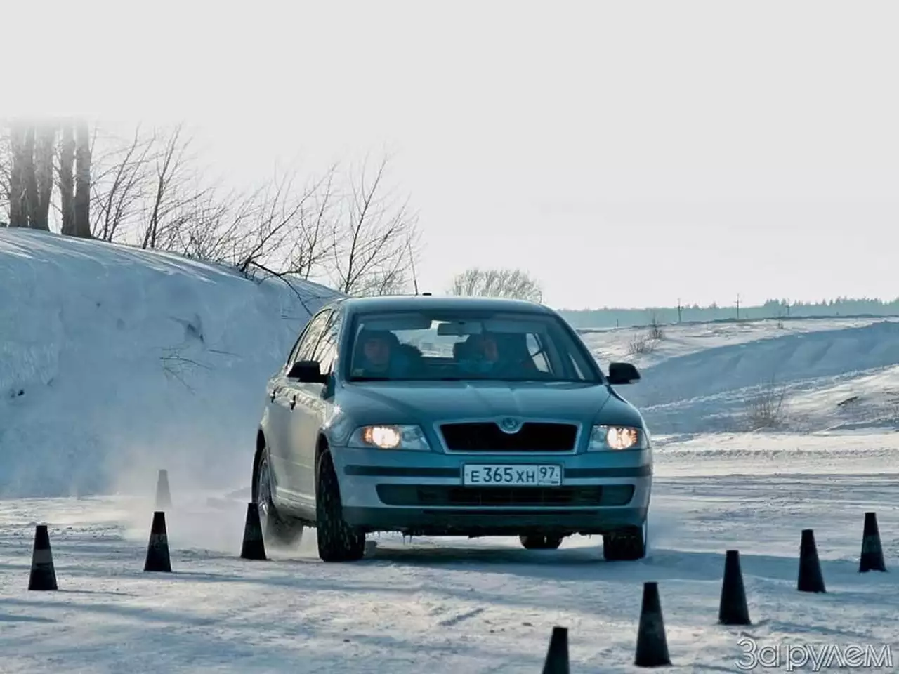 Дюйм анфас и в профиль