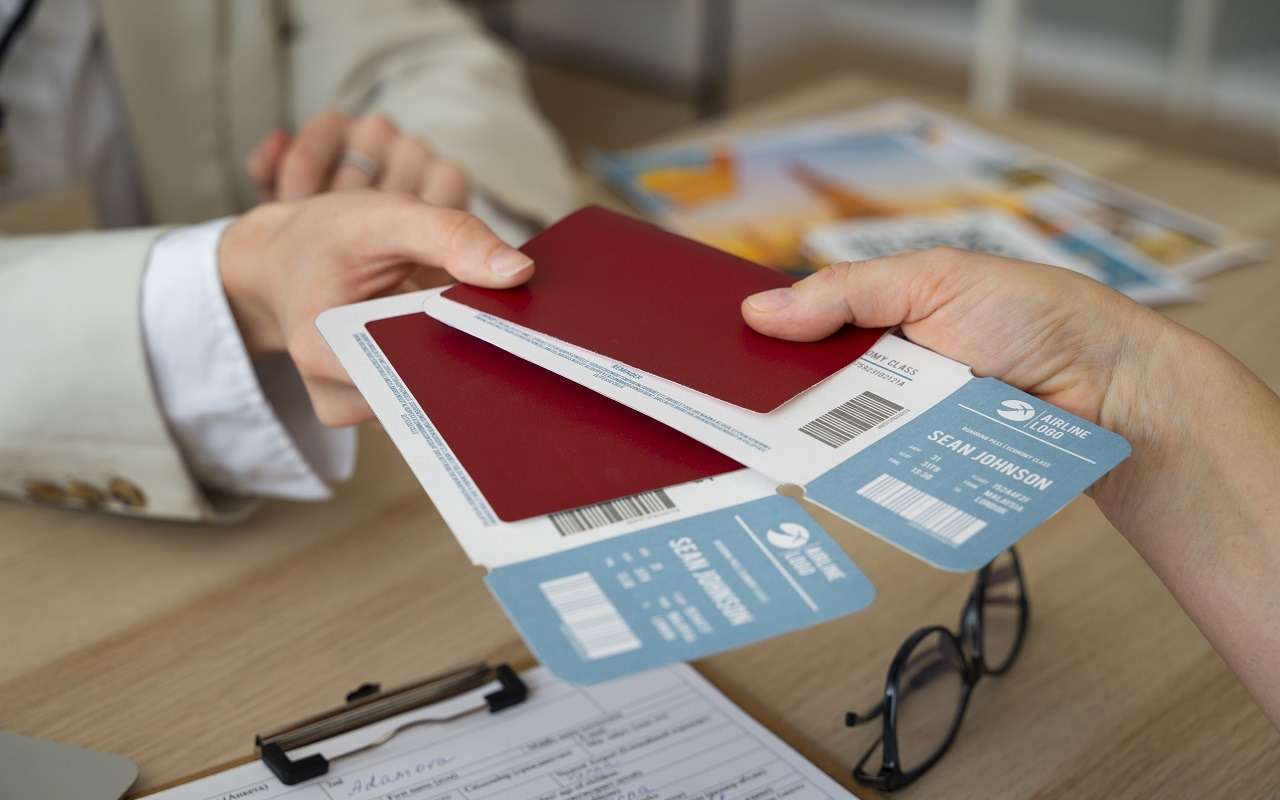 Куда отправиться на майские: топ-6 направлений для россиян без загранника и визы