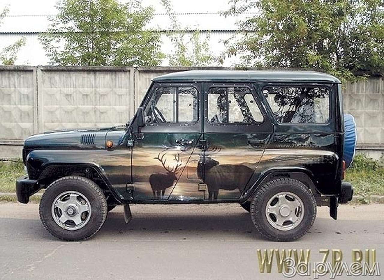 Поющие олени в зеленых барханах