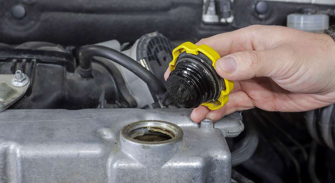 Водителям рассказали, как компенсировать некачественное топливо