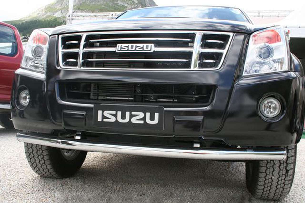 Пикап Isuzu В-Max