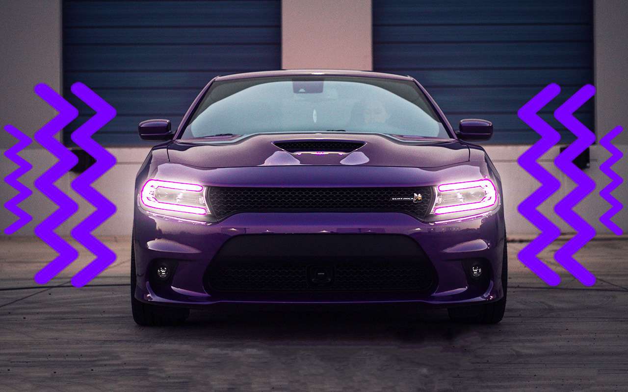 В салоне все вибрирует, как только торможу на светофоре. В чем дело?