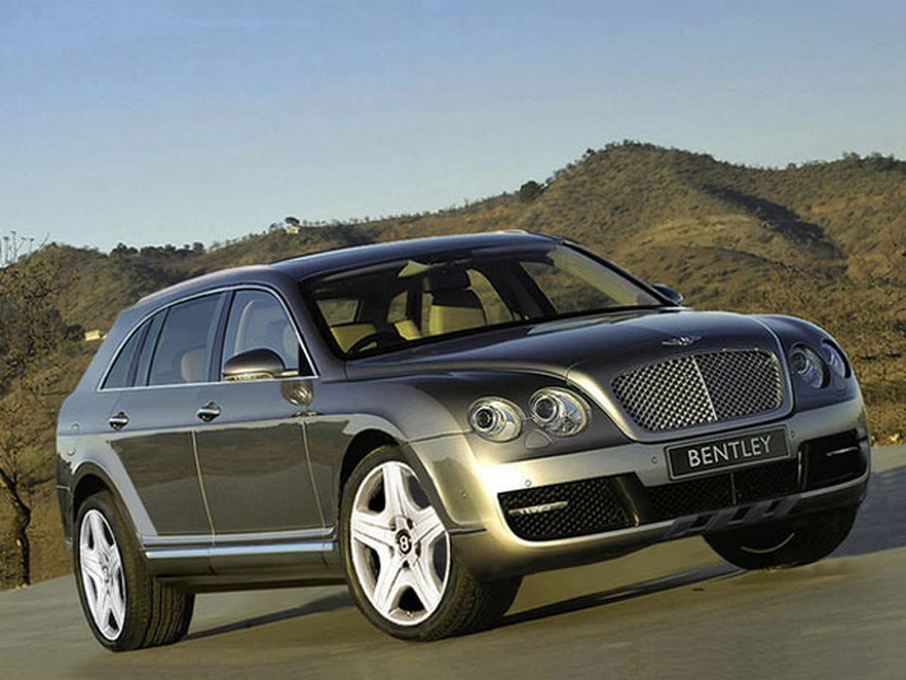 Bentley выпустит кроссовер на базе Porsche Cayenne