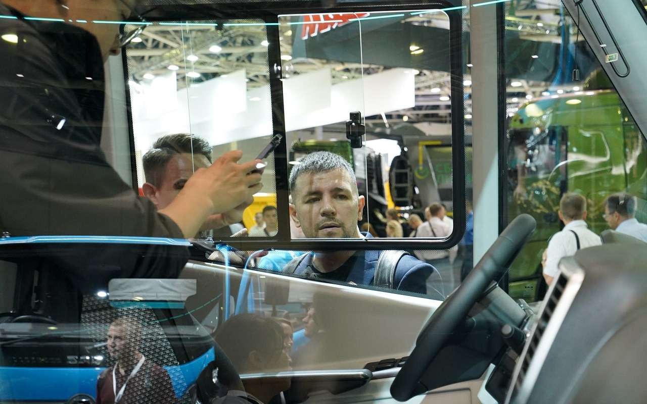 Зимой россиян ждут сразу три крупных автомобильных форума