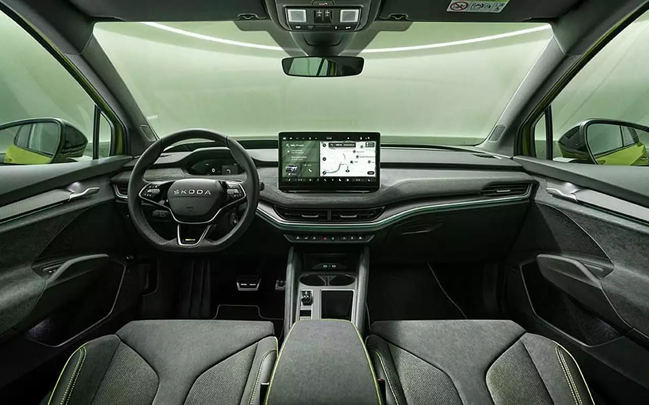 Интерьер Skoda Enyaq RS 2025