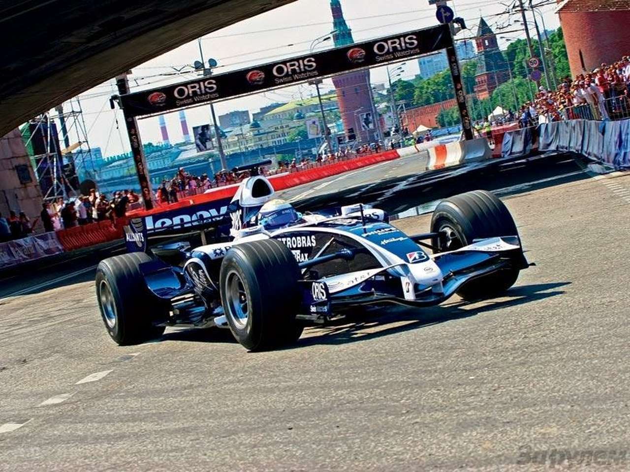 Суета вокруг Кремля