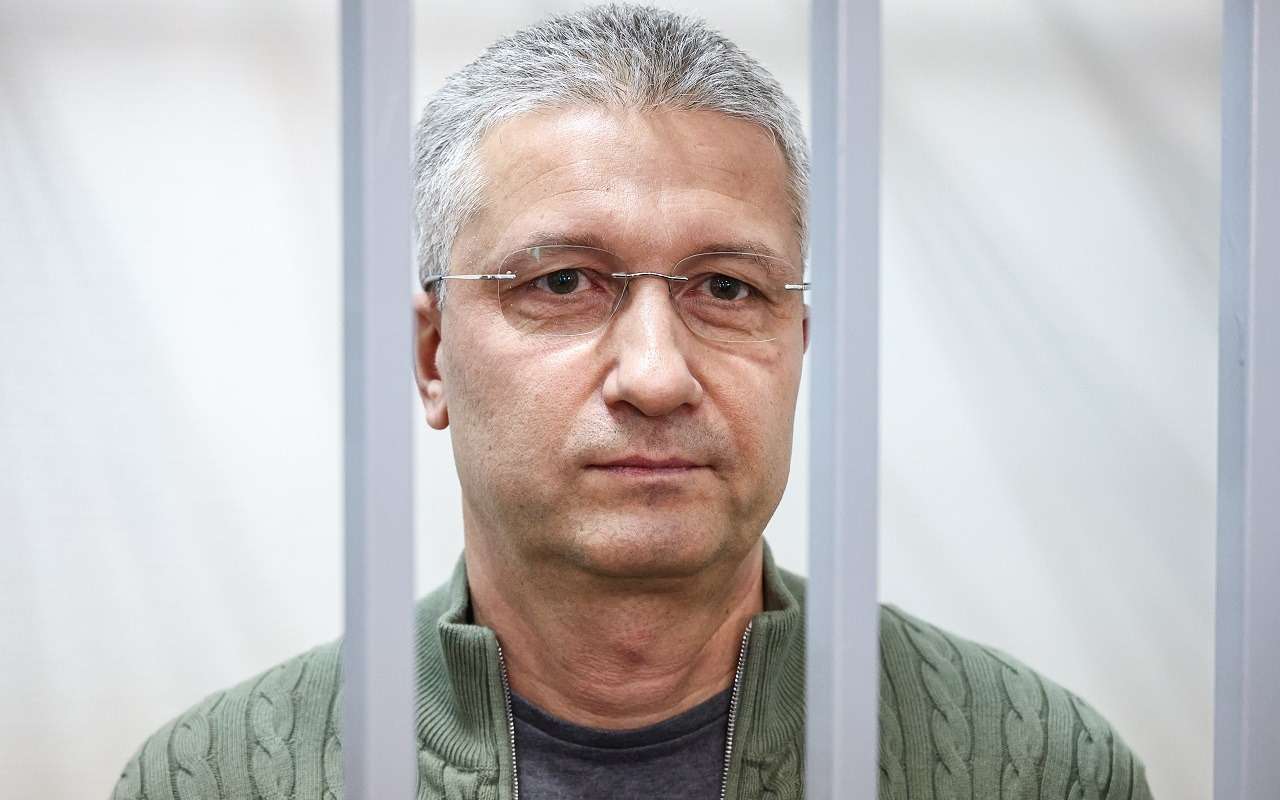 Тимур Иванов