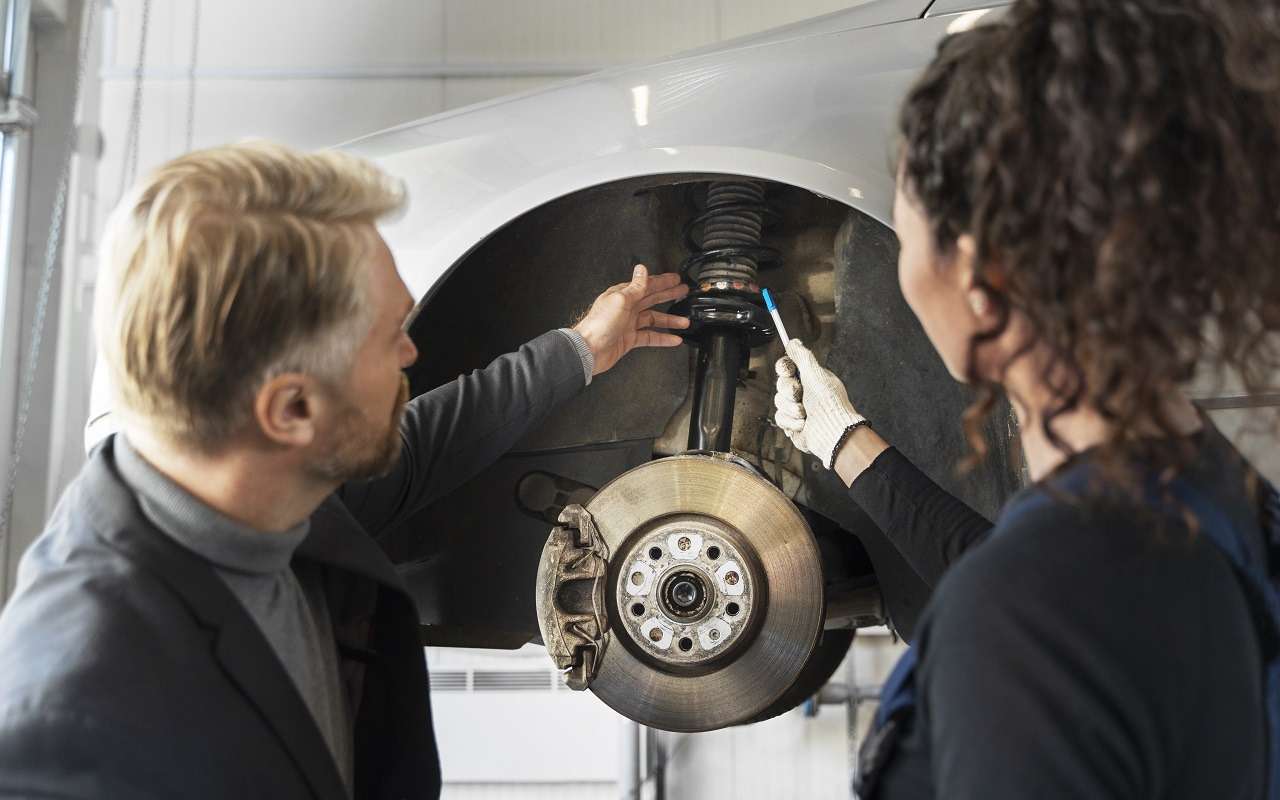 Эти признаки укажут на поломку тормозов автомобиля