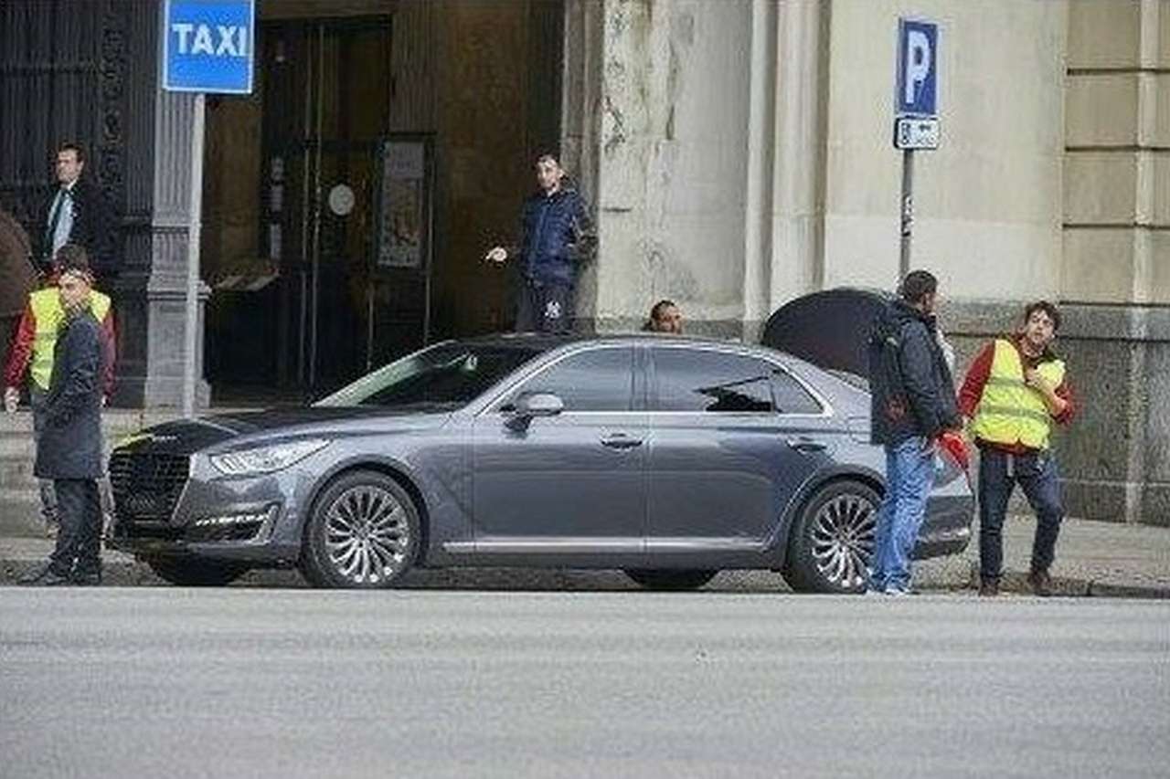 Корейский монумент: седан Genesis G90 дебютировал в Интернете