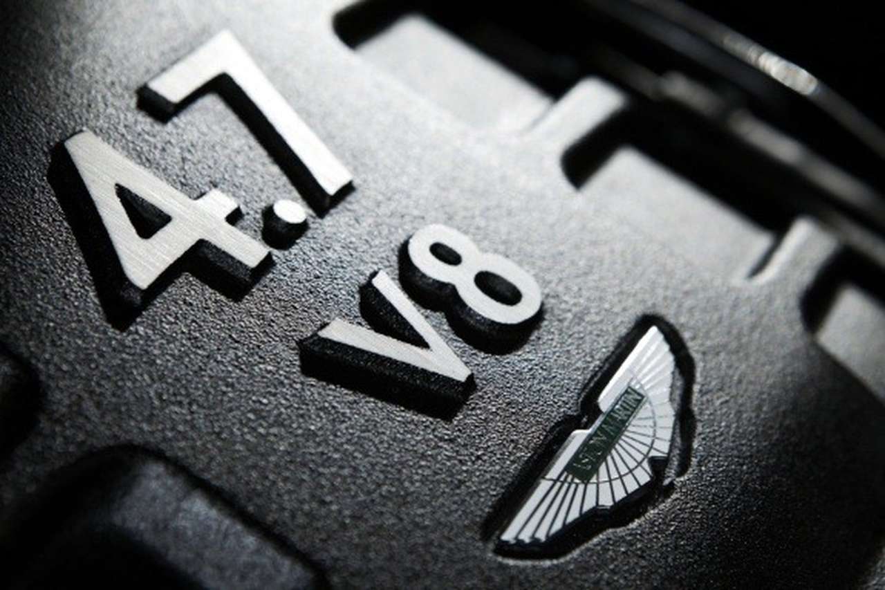 Aston Martin засматривается на моторы Toyota