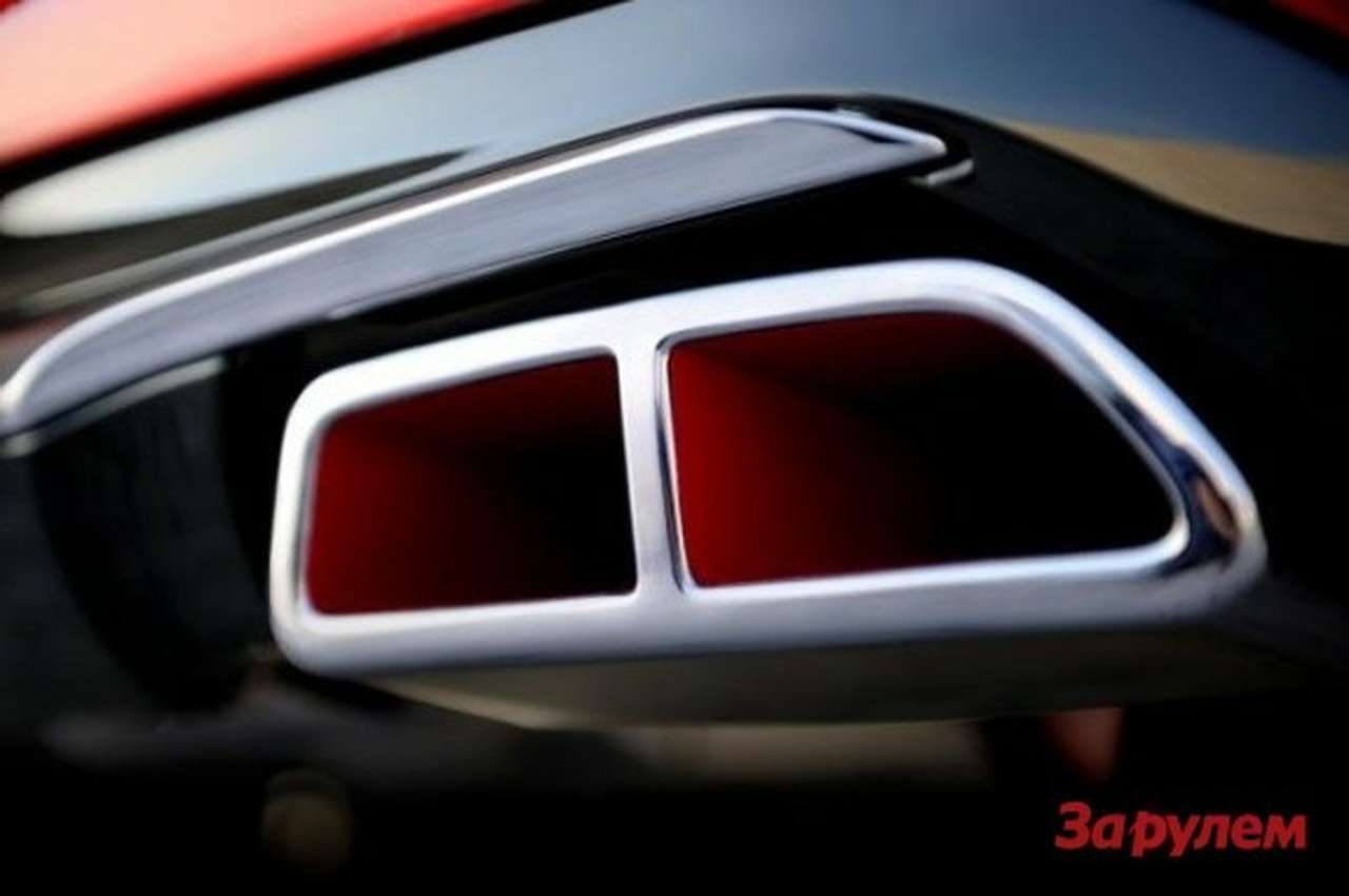 В Peugeot опубликовали тизер хот-хэтча 208 GTi
