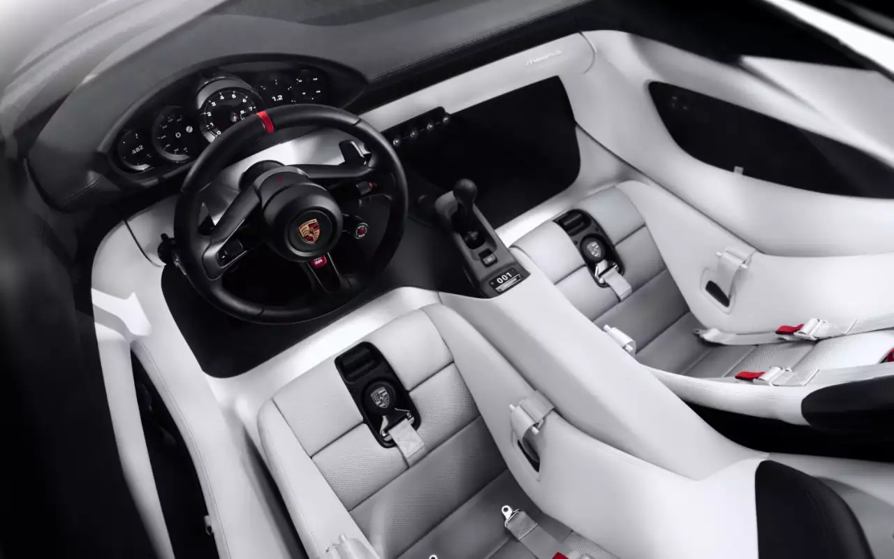 Porsche Mission S