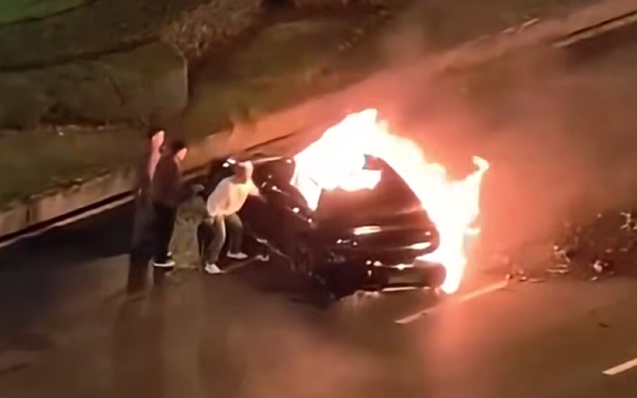 Электромобиль Xiaomi сгорел — почему это произошло?