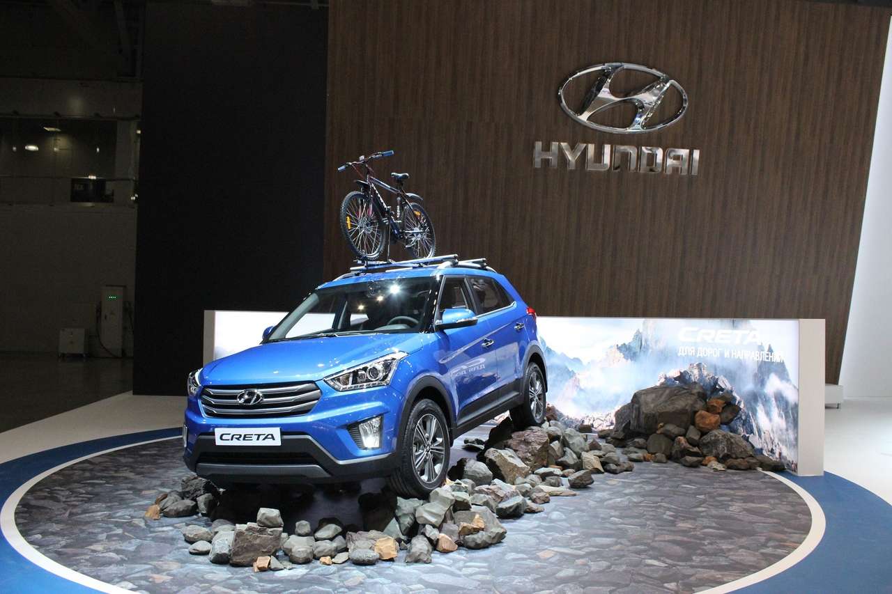 Королева-стендистка: кроссовер Hyundai Creta оккупировал Московский автосалон