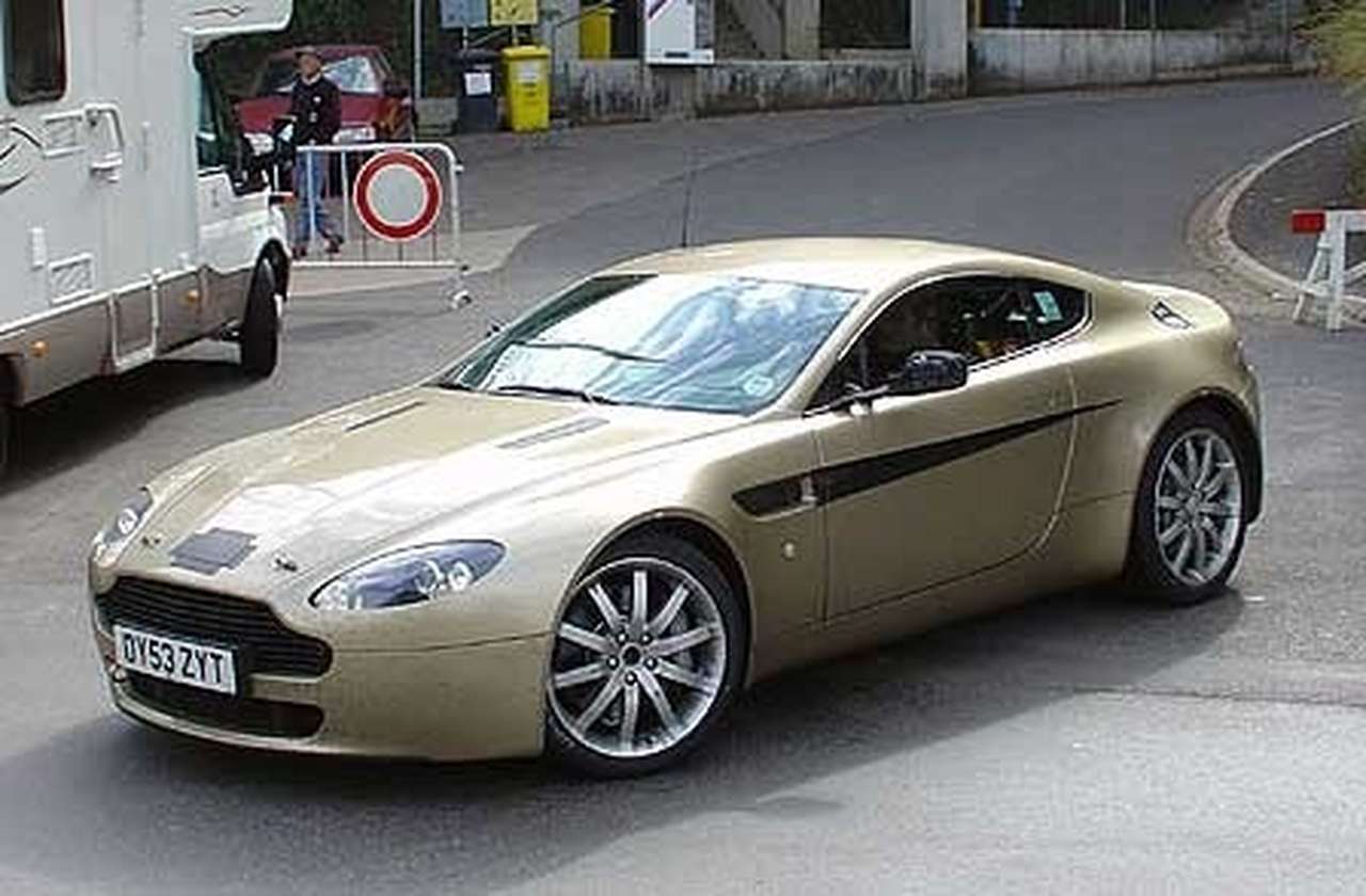 Aston Martin для будущего Джеймса Бонда