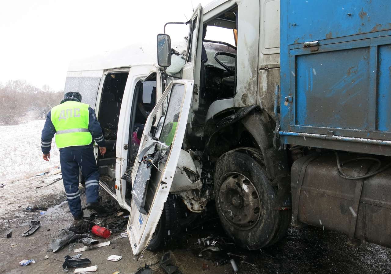 Статистика ГИБДД: чаще всего аварии происходят по пятницам