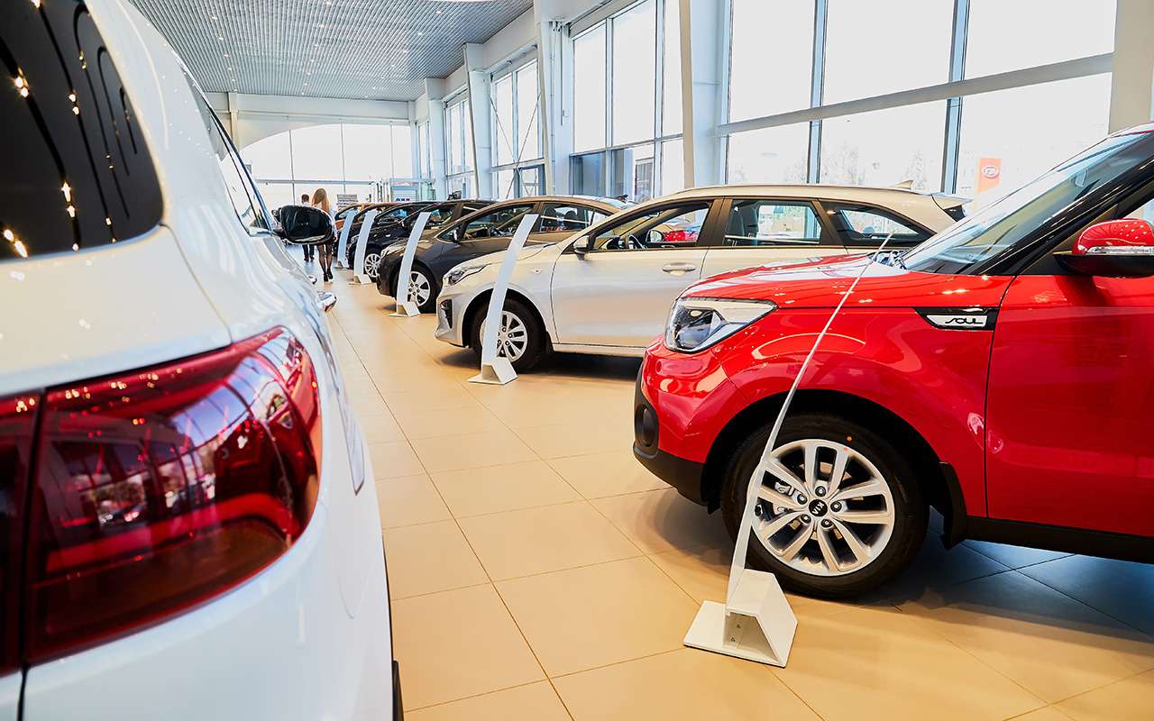 Минпромторг рассказал о ценах на авто в 2022 году