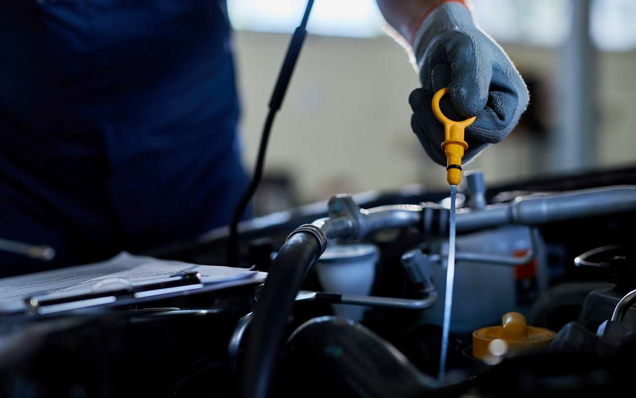 Назван единственный верный способ проверки качества моторного масла