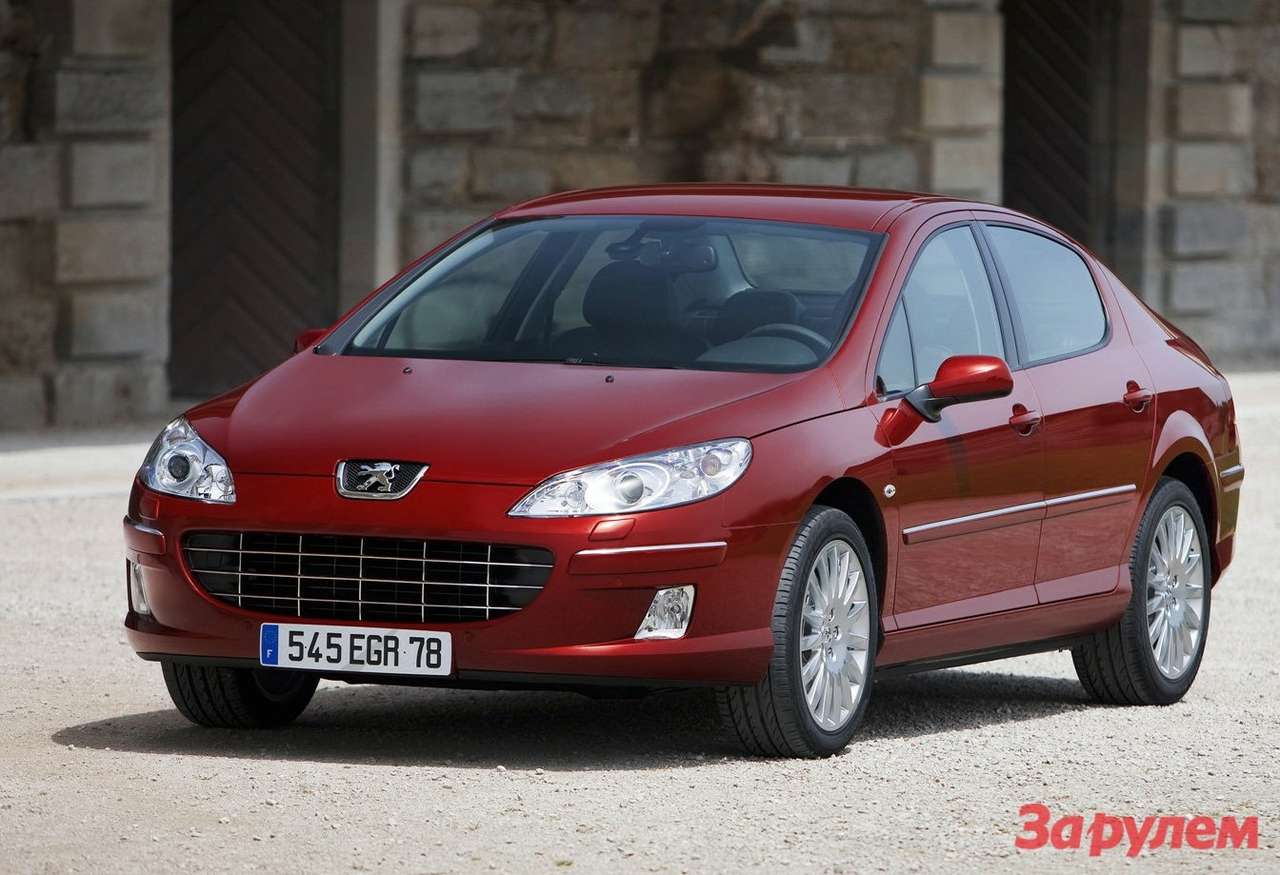 Рестайлинг 2008 года едва заметно обновил фары и воздухозаборник. Появились также хромированные молдинги по бортам и новые  задние светодиодные фонари