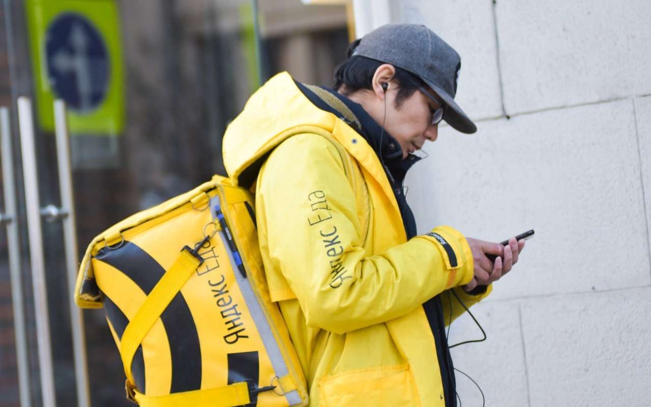 В Москве оцифруют профили всех курьеров