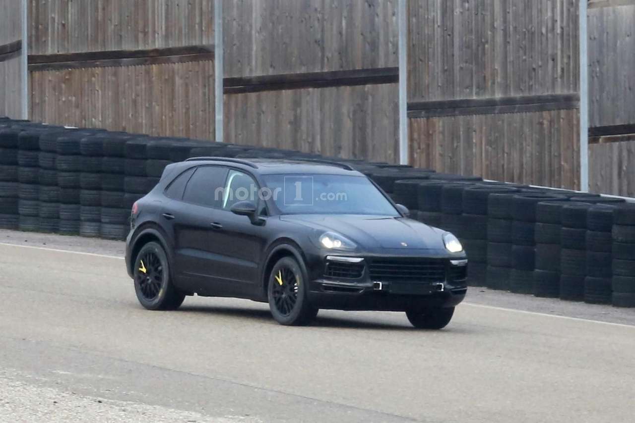 Новый Porsche Cayenne: найди «десять отличий»