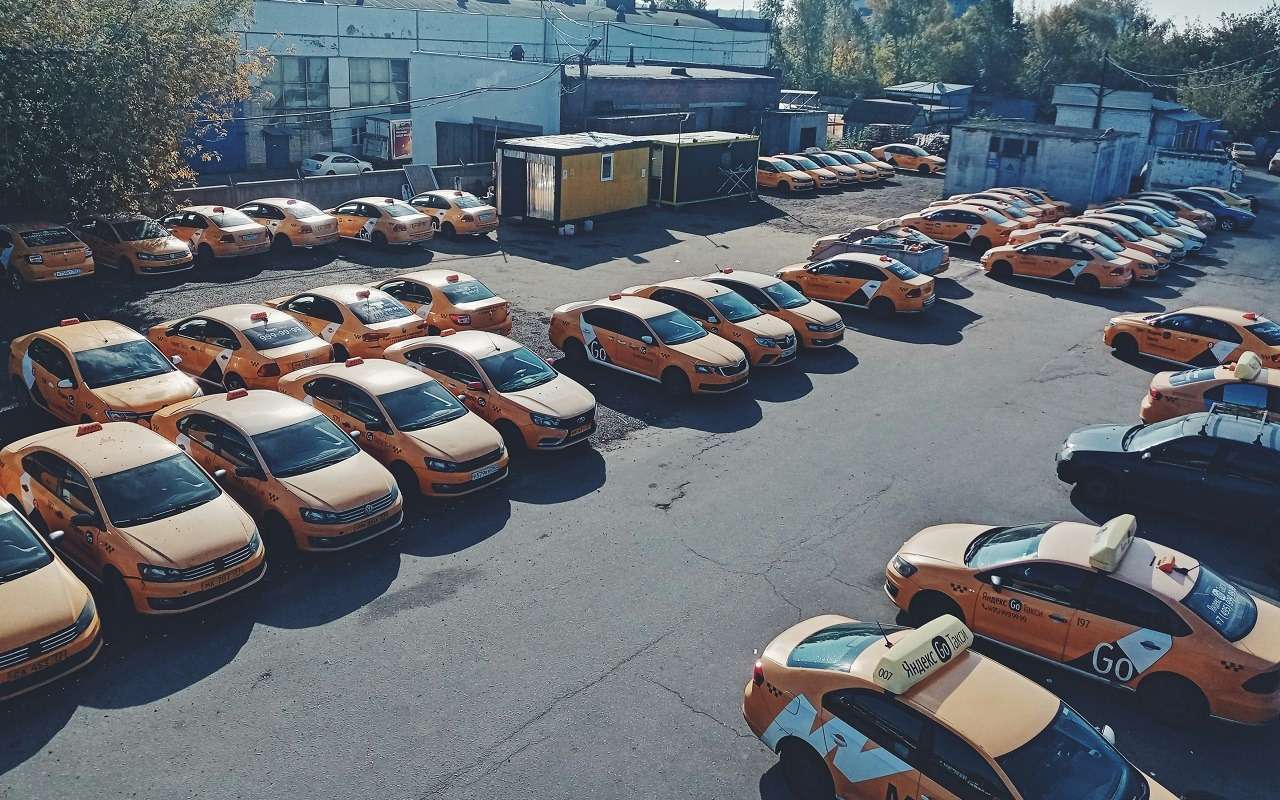 Иномарки скоро резко подешевеют: таксопарки готовят массовые распродажи