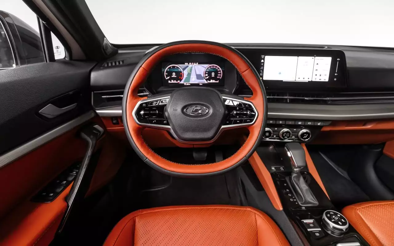 Интерьер Lada Azimut