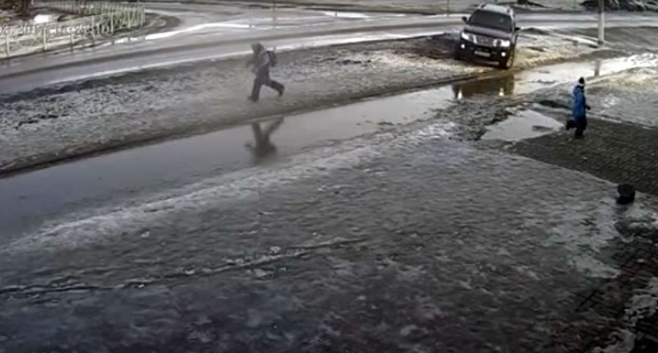 Следственный комитет дал оценку «воспитательному» наезду на ребенка