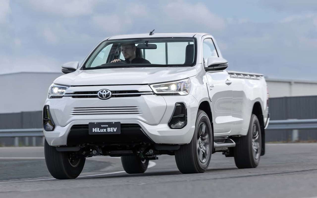 Автомобиль Hilux: обзоры, новости, машина Тойота Хайлакс - разные  поколения, характеристики, комплектации Hilux – сайт За Рулем www.zr.ru