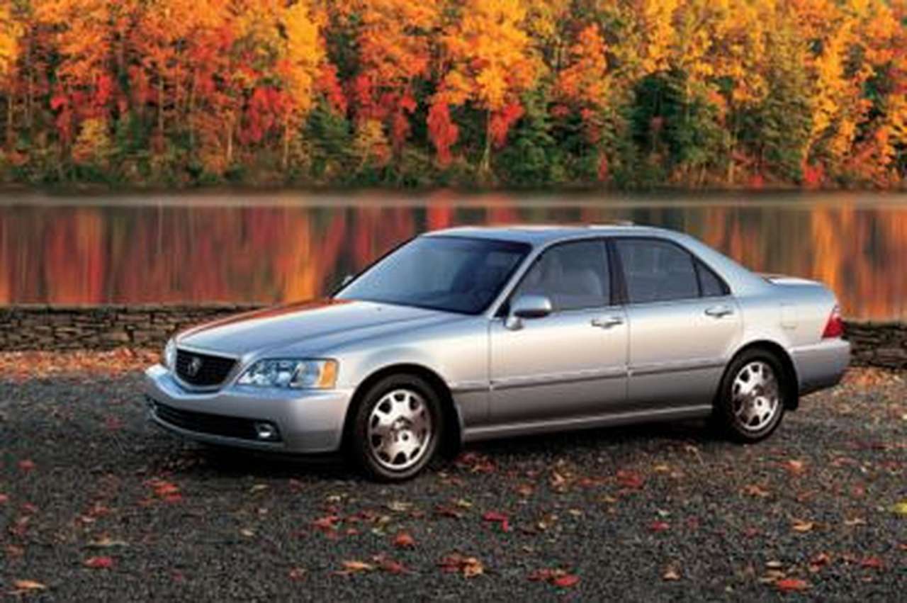 Honda и Ford начали оснащать седаны полным приводом