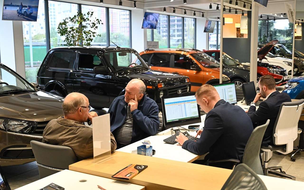 ТАСС: АВТОВАЗ не исключает, что цены на автомобили Lada вырастут уже в августе