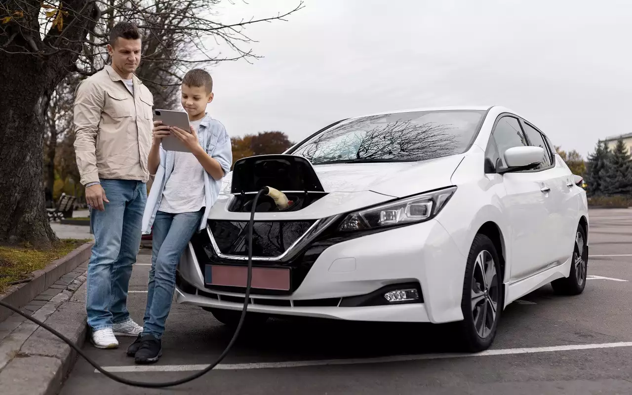 Электромобили признаны не более опасными для пешеходов, чем автомобили с ДВС