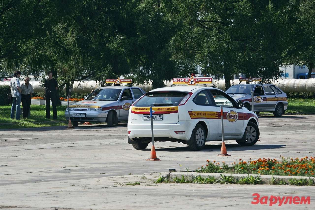Сдавать экзамены скоро можно будет на автомобилях ГИБДД