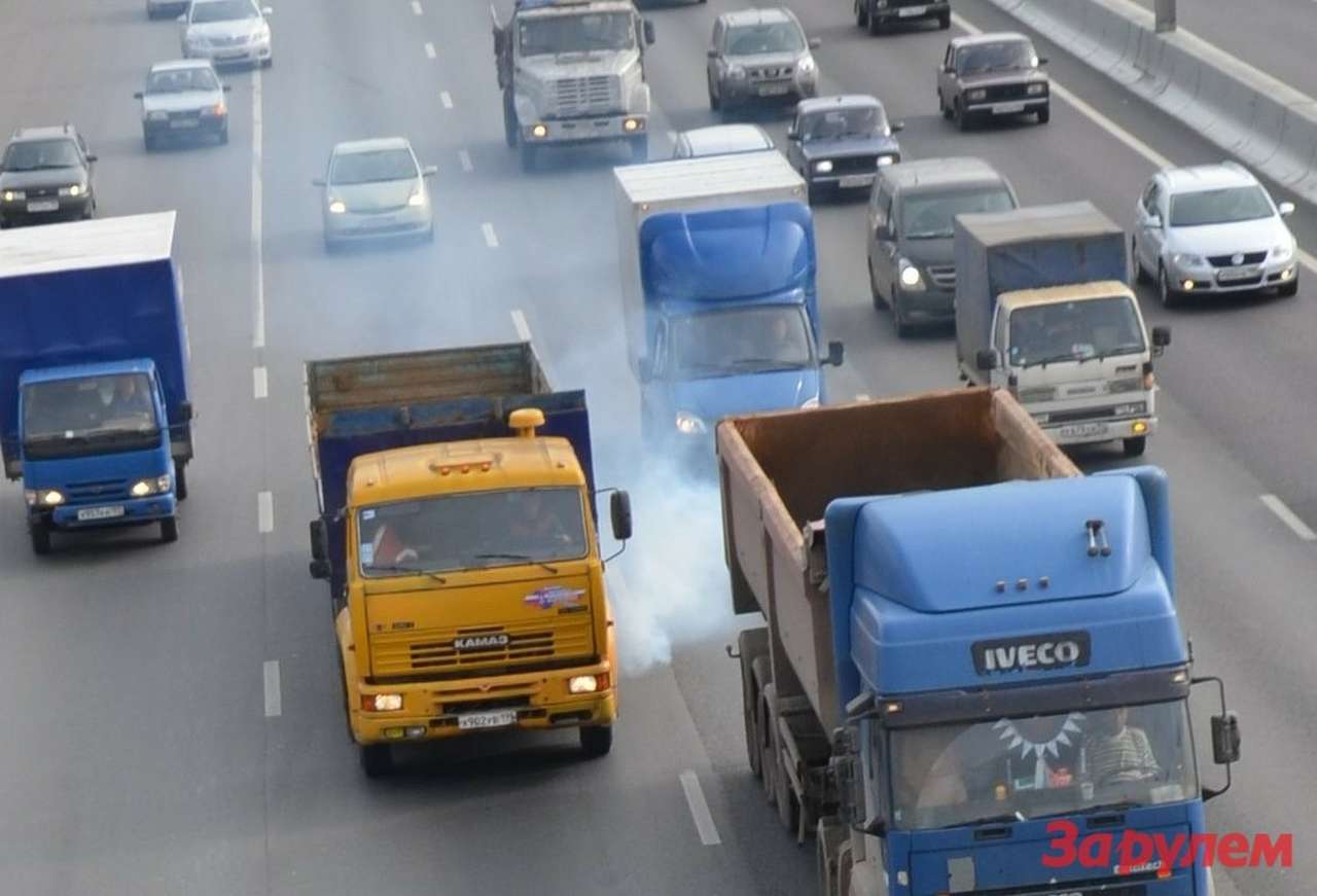 Налог на старье: дешевле машину уничтожить