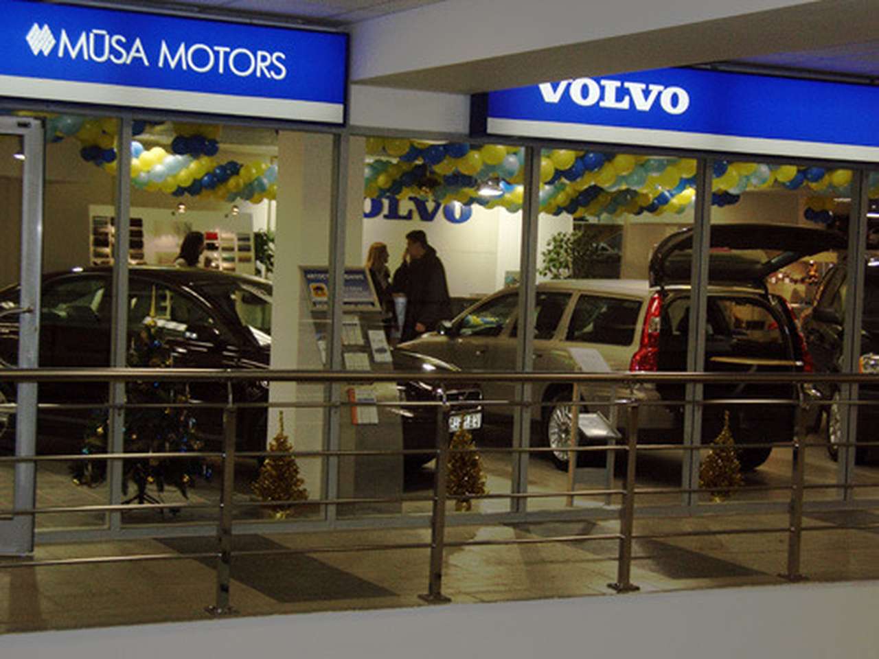 В подарок к Volvo – слиток золота