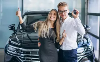 Ажиотаж на иномарки перед новым утильсбором: что творится в салонах