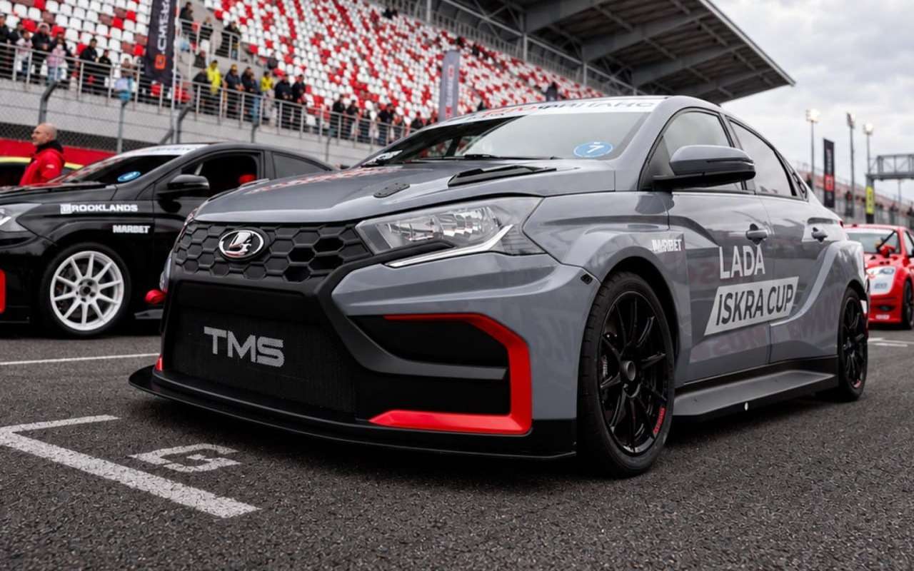 Lada Iskra TMS