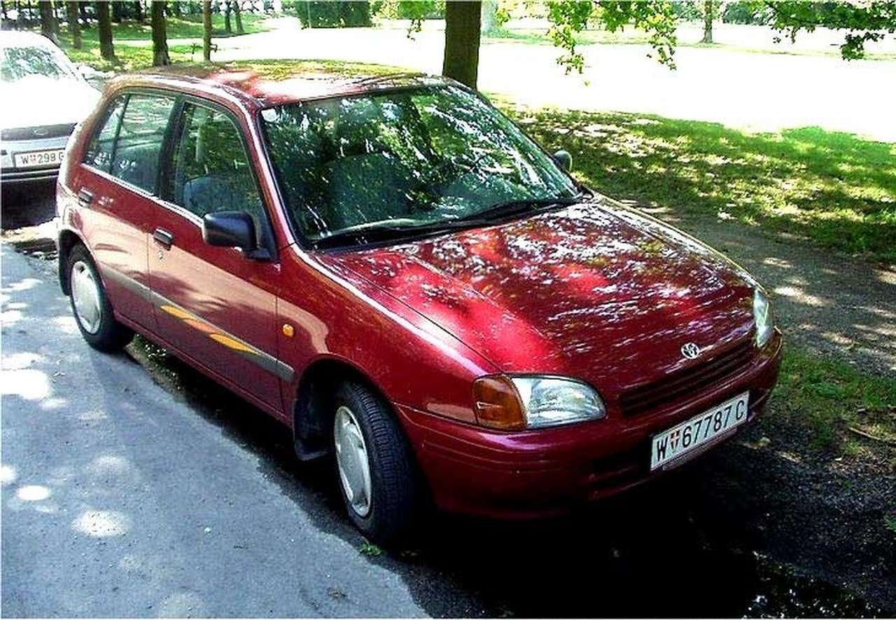Toyota Starlet признана лучшей "шестилеткой"