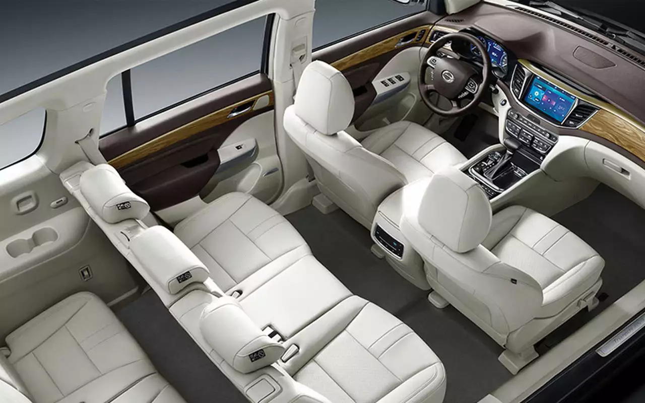 Большой и китайский: новый кроссовер скоро в продаже