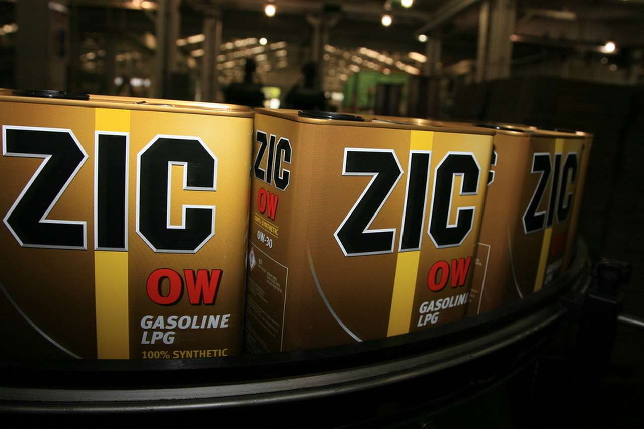 Как поменять моторное масло?