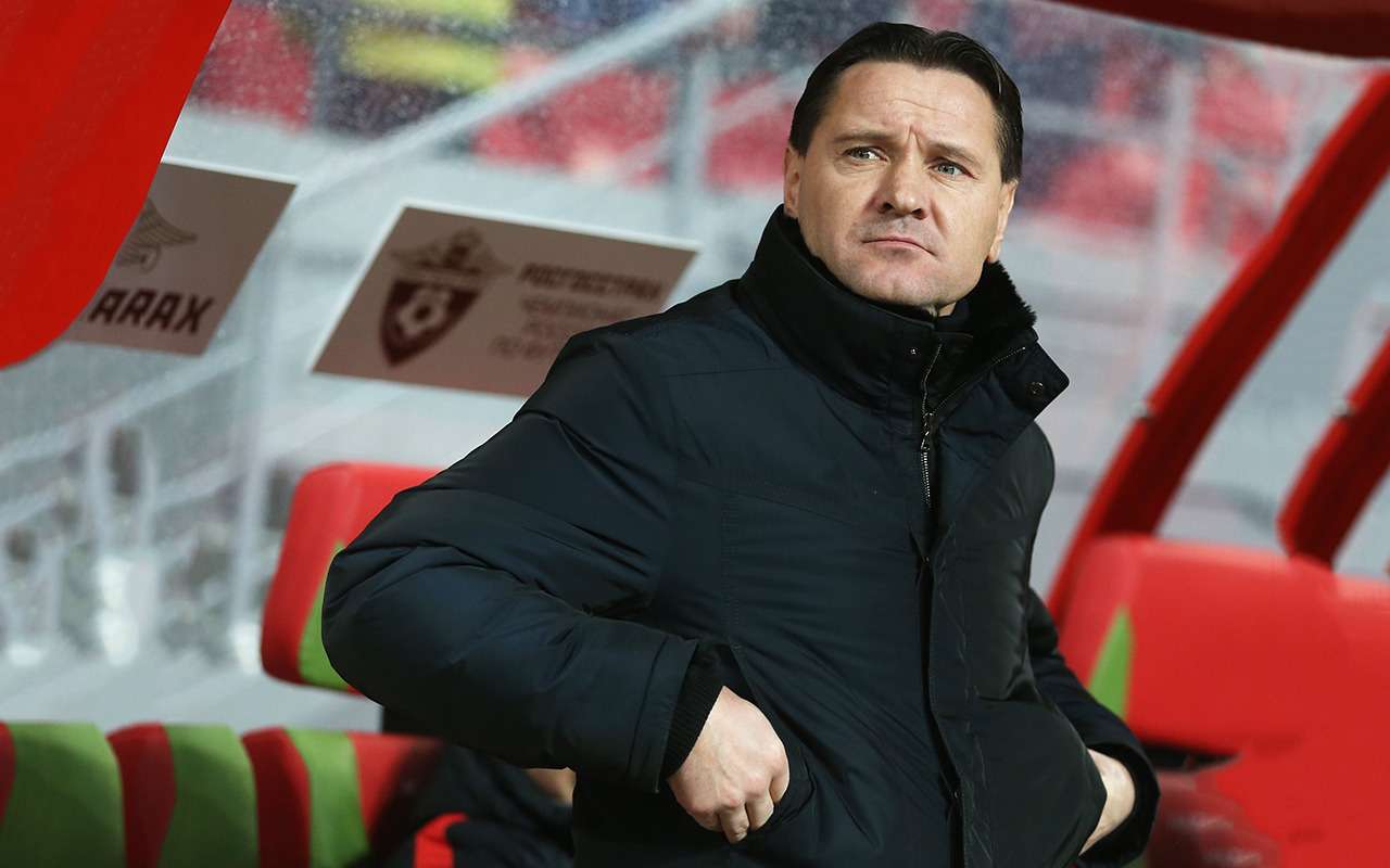 Главный тренер красноярского «Енисея» Дмитрий Аленичев