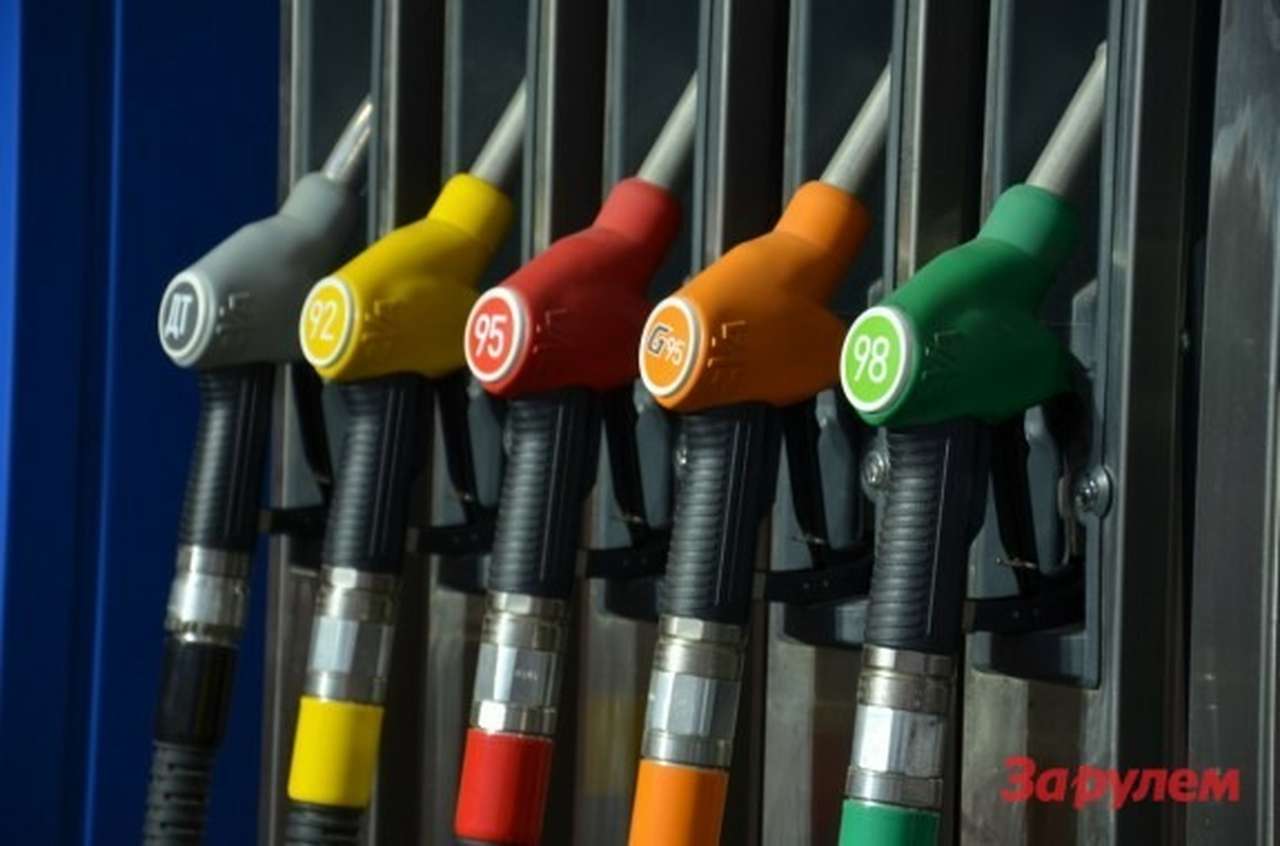 Росстат: розничные цены на бензин вдвое превышают оптовые