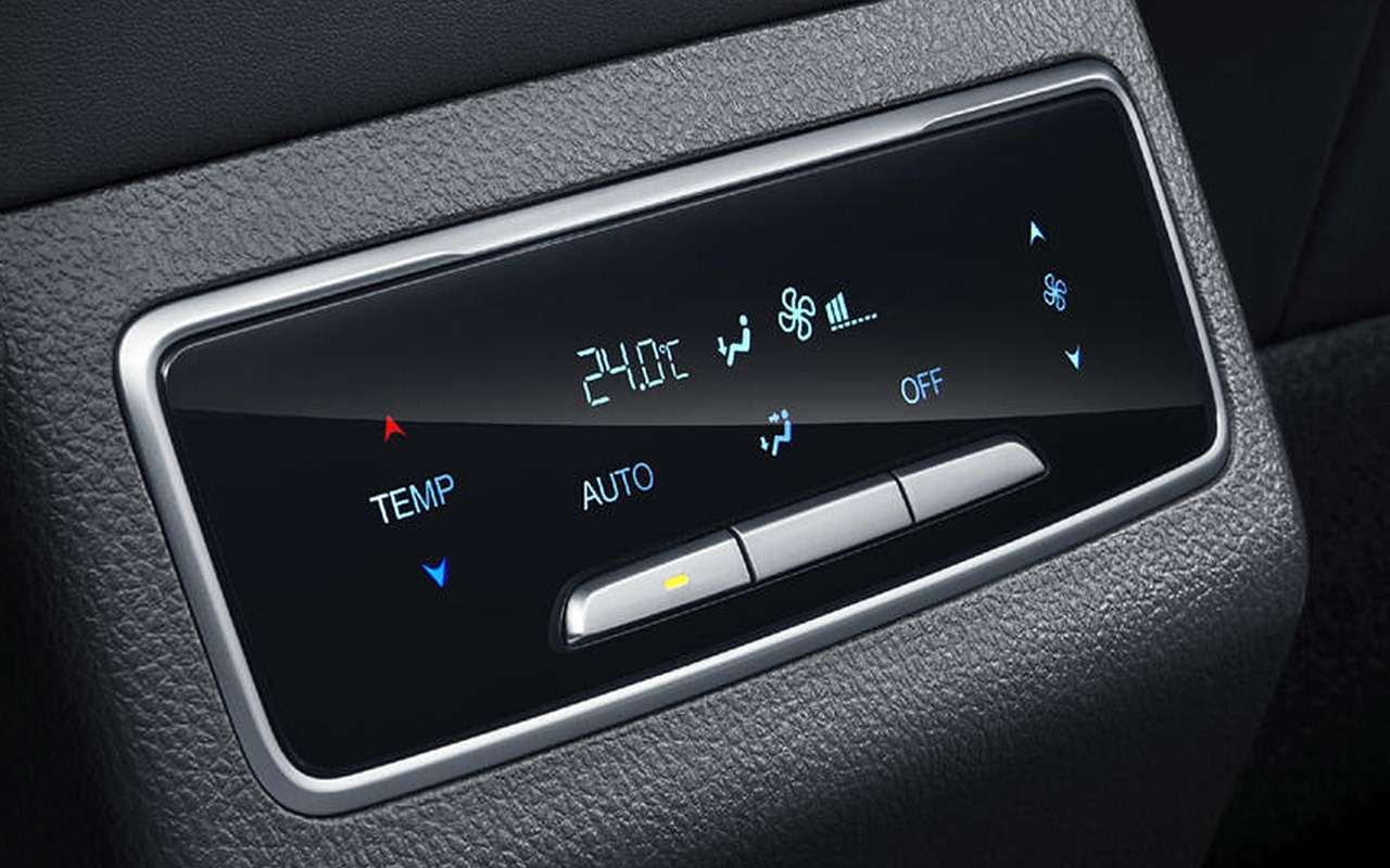 В России стартовали продажи Changan CS95