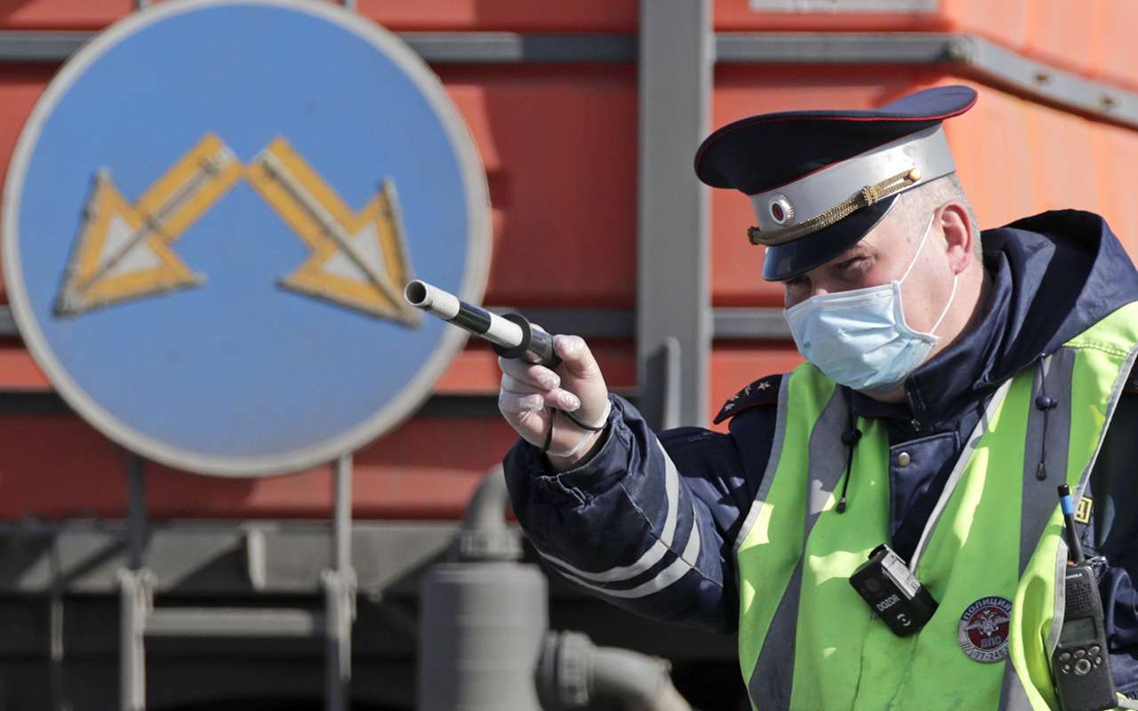 600 штрафов на двоих! Ох уж эти владельцы BMW с Mercedes...